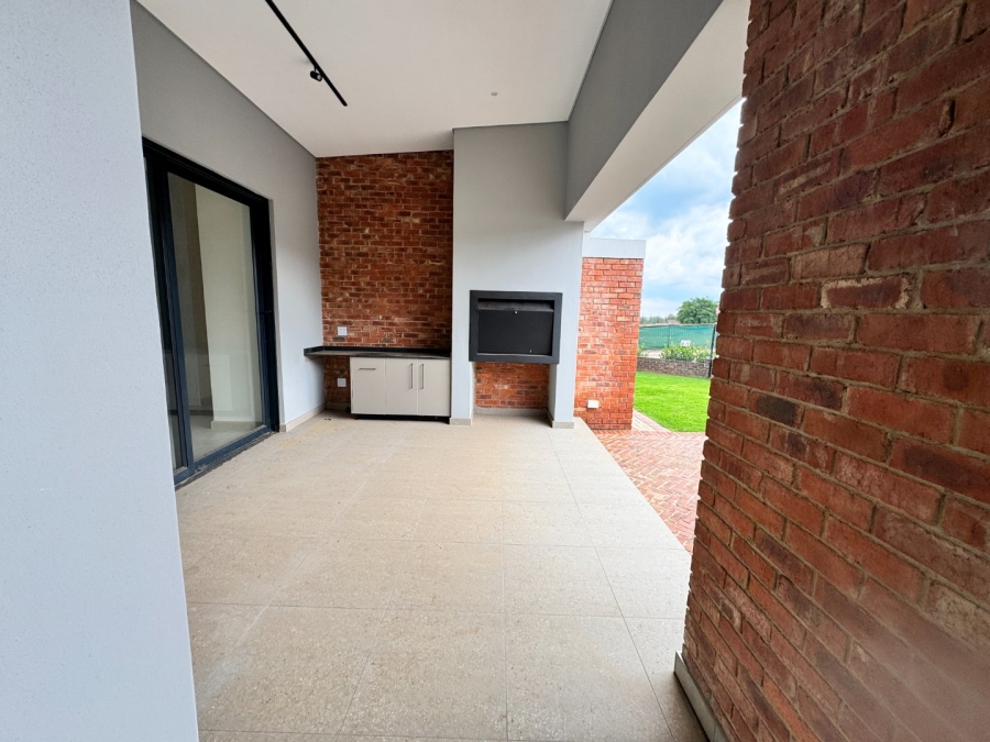 To Let 3 Bedroom Property for Rent in Helderzicht Eco Estate North West